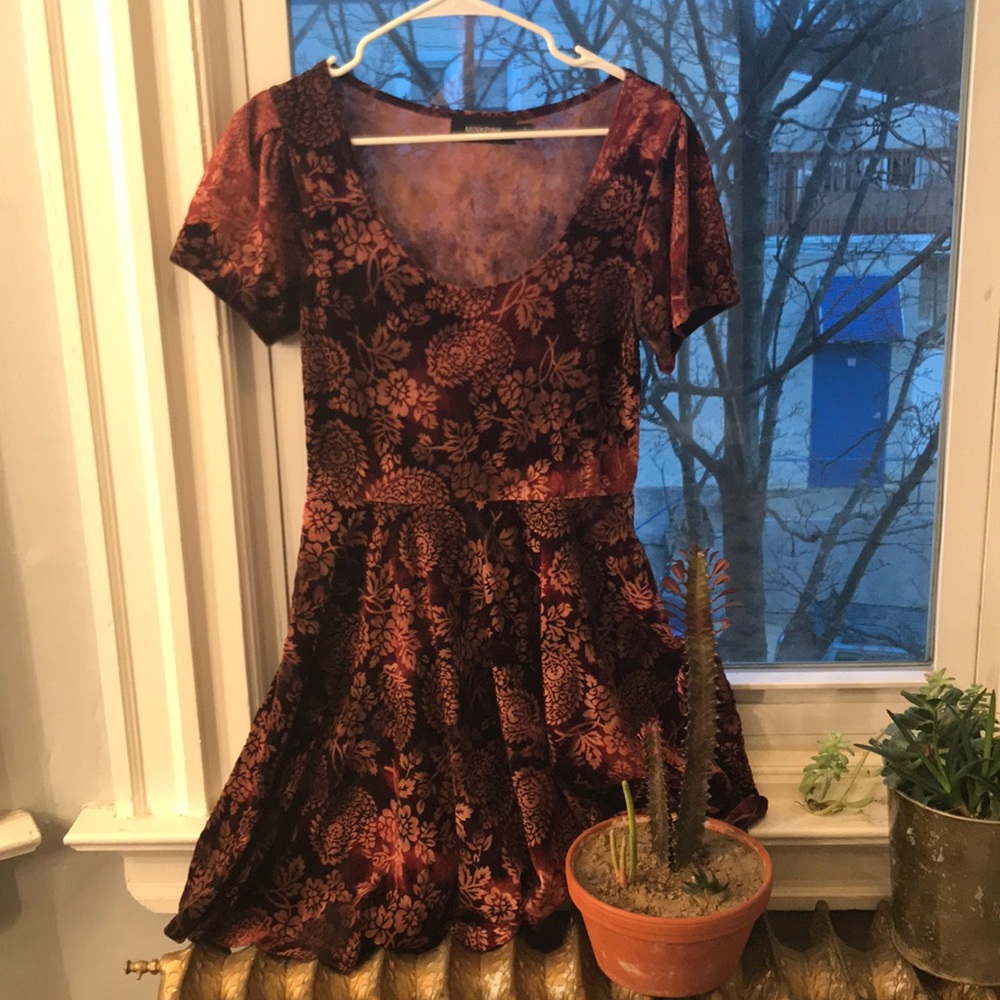 FINAL SALE MINKPINK Velvet Burnout Skater Dress